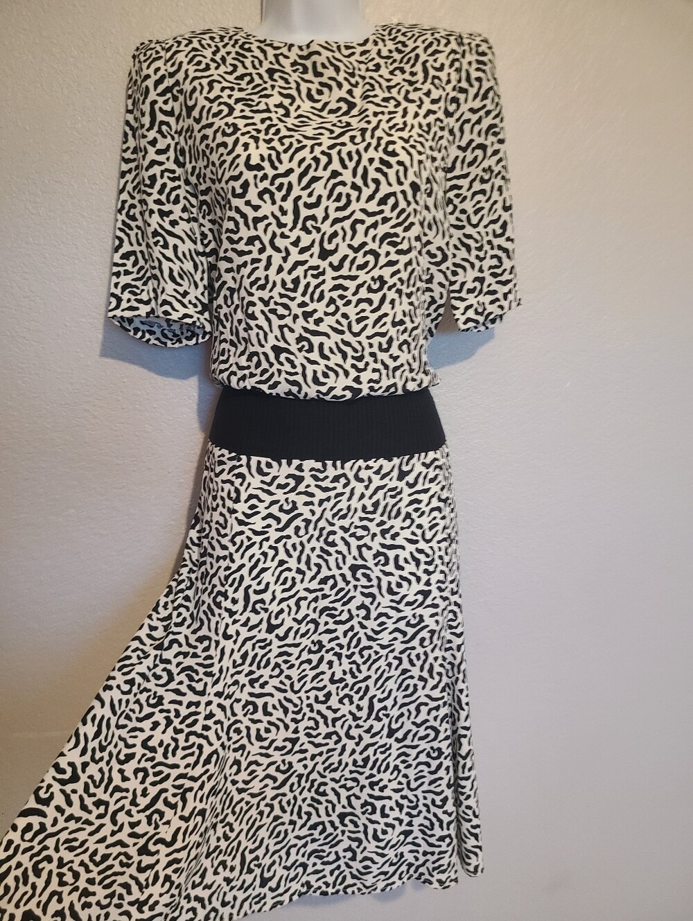 Vintage 80s Karin Stevens Black & White Drop Waist Animal Print Midi Dress